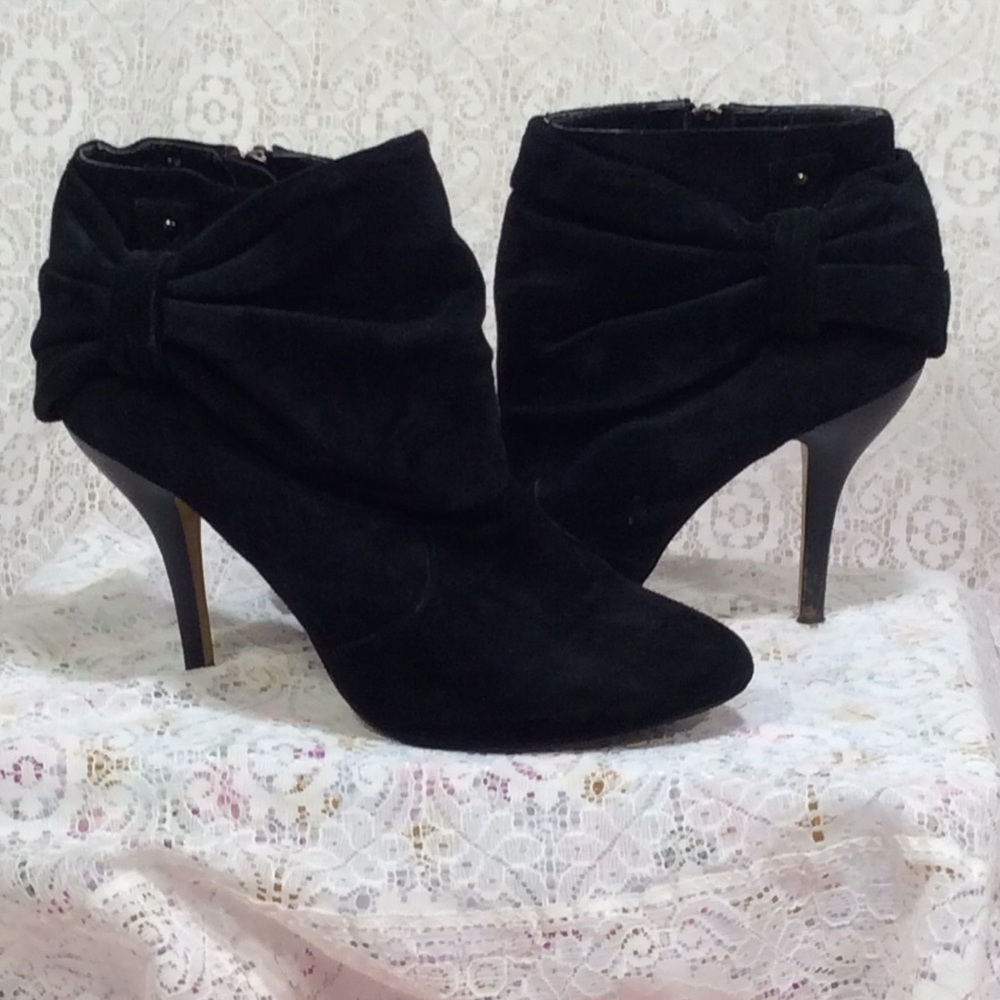 Suede Bow-Knot Ankle Boots - Picture 1 of 8